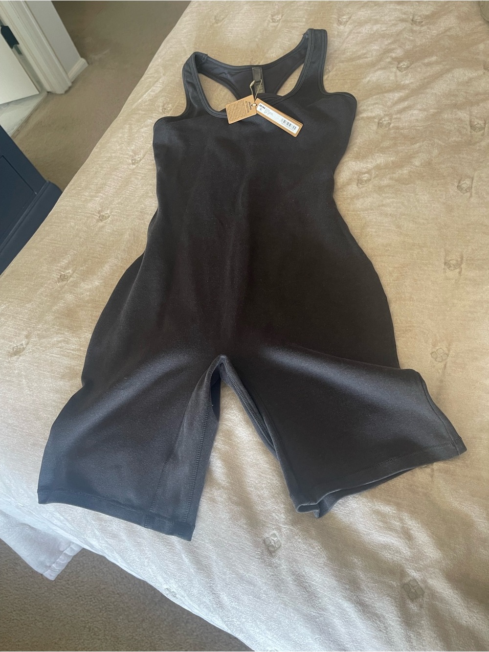 SKIMS Black  Mid Thigh Bodysuit NWT Small